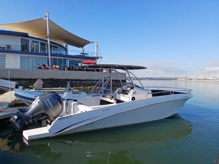 Motorboat for rent Portimão at the best price
