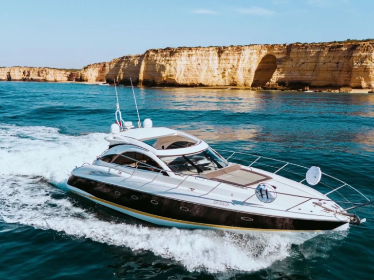 Yacht charter Portimão cheap Camargue 50