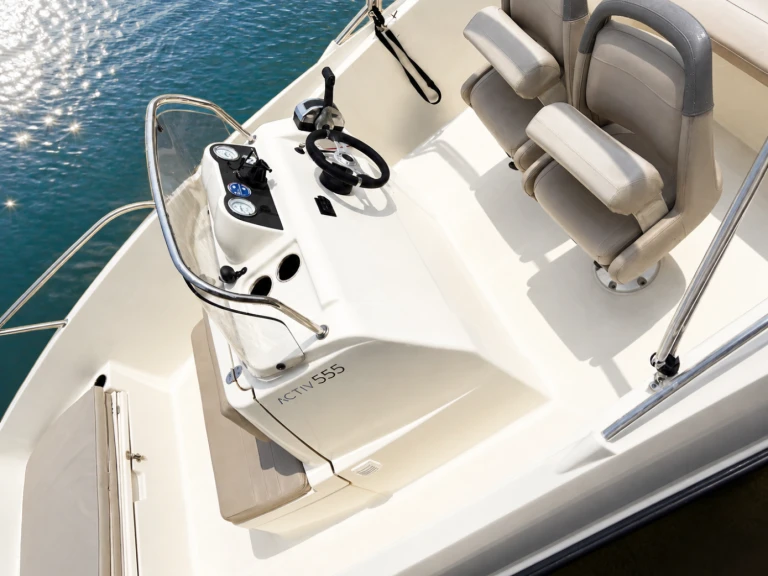 Boat rental Quicksilver Activ 555 Open in Port-Camargue on Samboat