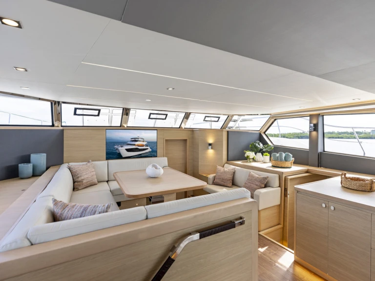 Motorboat rental in Lignano Sabbiadoro - Aquila Aquila 50 Yacht
