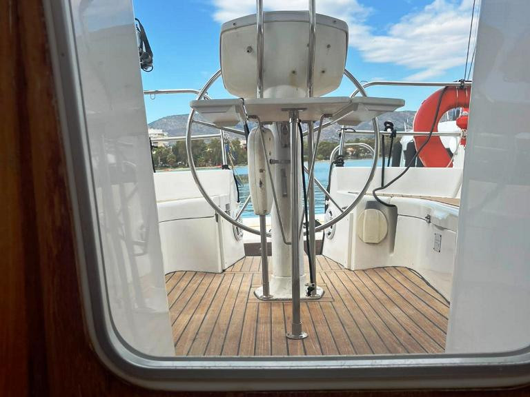 Bareboat Rental Sailboat Jeanneau with a boat licence