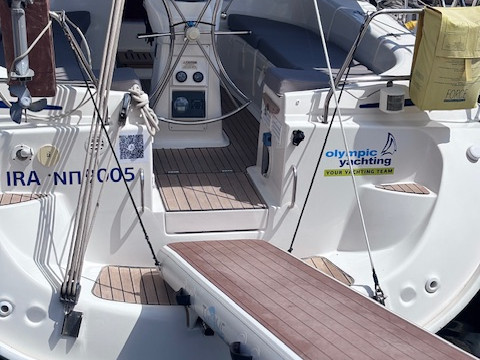 Sailboat rental with or without captain Bavaria Lávrio