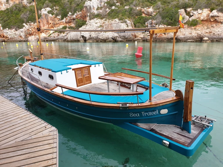 Boat rental Llaut capeador 43 in Mahón on Samboat