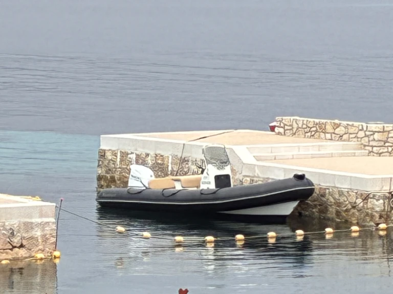 Rent a Bombard Sunrider 650 La Napoule