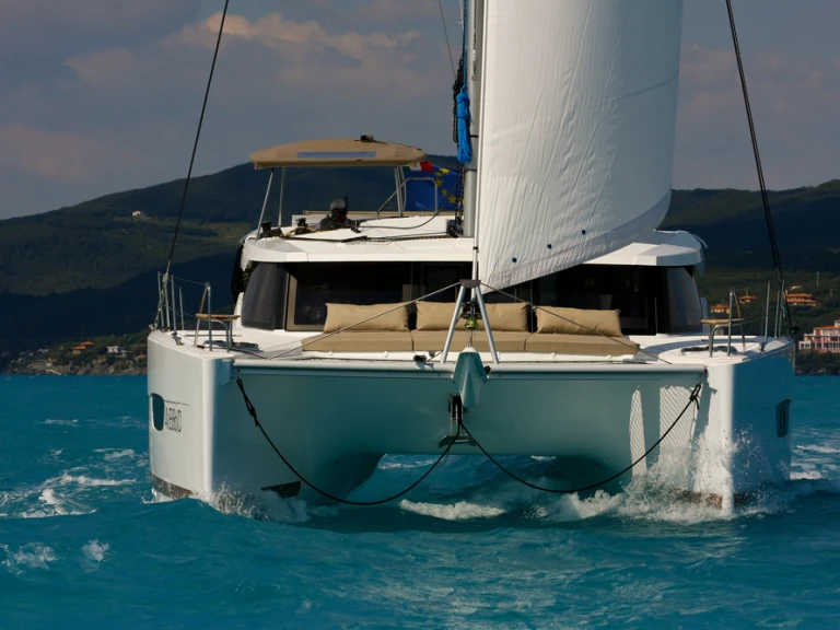 Bareboat Rental Catamaran Fountaine Pajot with a boat licence