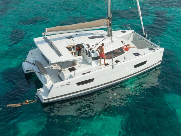 Rent a Fountaine Pajot L40 Cannes