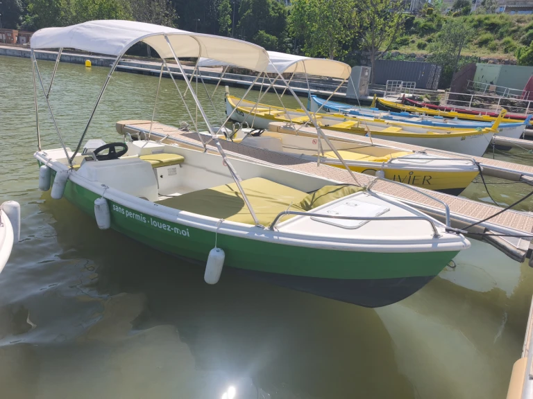 Motorboat rental in Istres - Sans Permis Électrique 