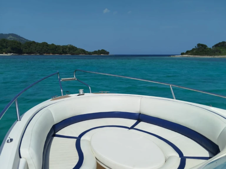 Motorboat for rent Club Nàutic Ca'n Picafort at the best price