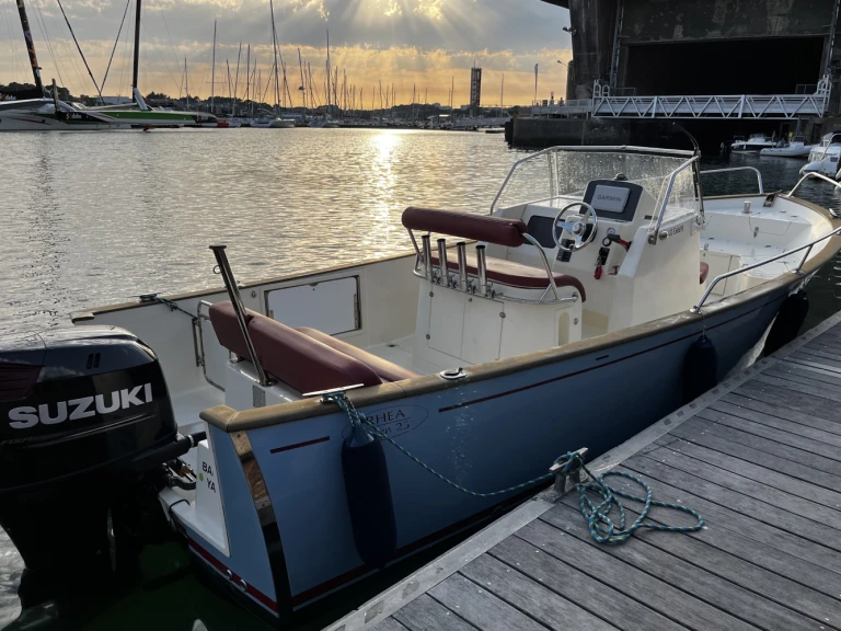 Bareboat Rental Motorboat Rhea with a boat licence