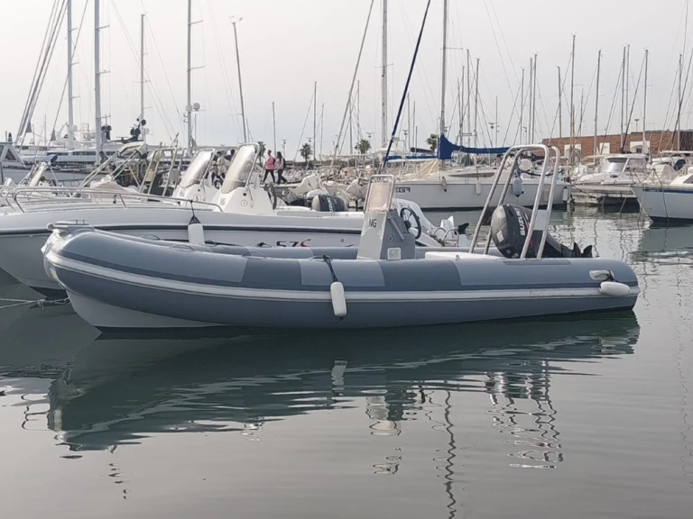 Bareboat Rental RIB Bwa with a boat licence