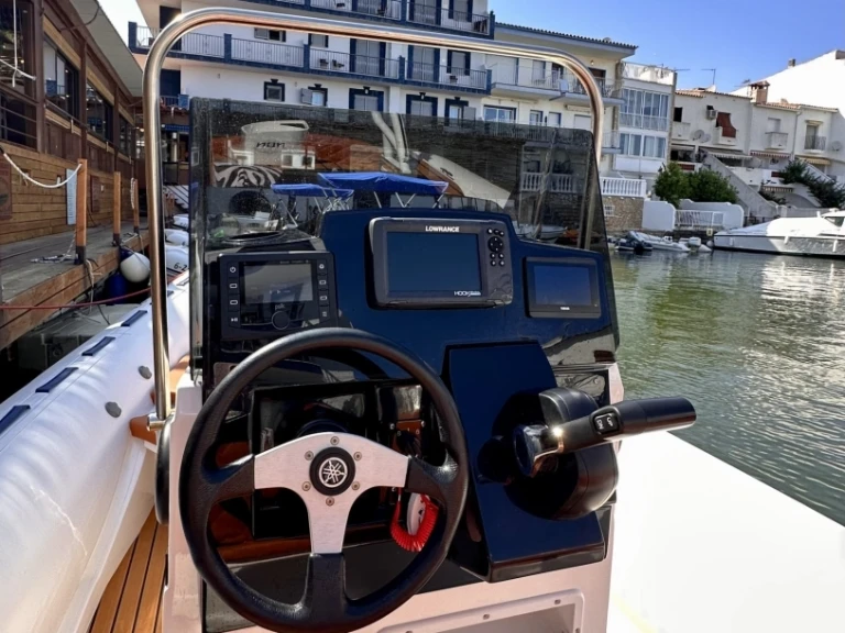 Bareboat Rental RIB Tiger with a boat licence