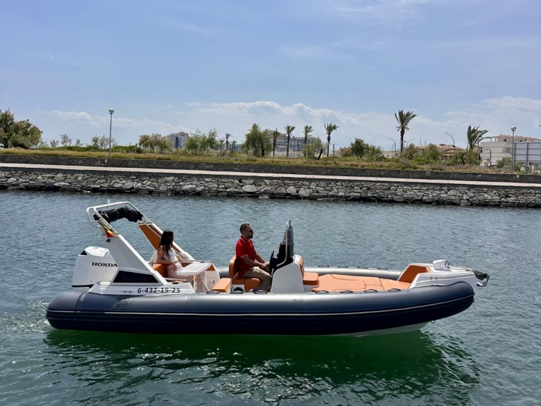 Yacht charter Empuriabrava cheap 650 Topline