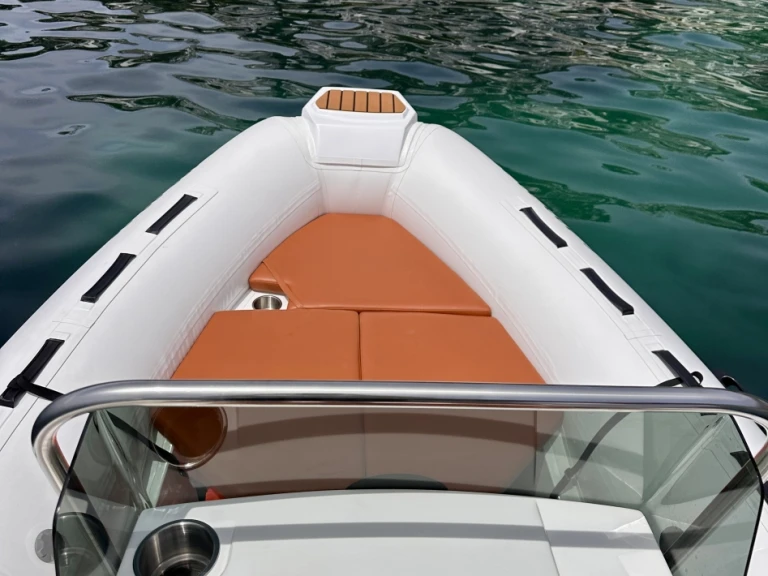 Tiger Proline 620 in Empuriabrava on SamBoat