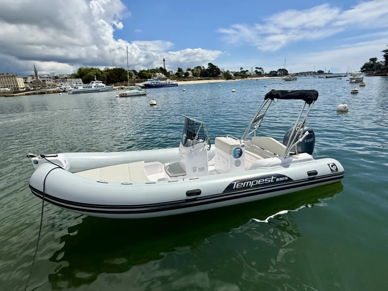 RIB rental with or without captain Capelli Combrit