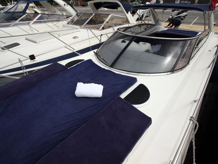 Sunseeker Superhawk 48 in Nice on SamBoat