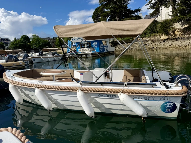 Silver Yacht Silver 495 charter bareboat or captained in  Combrit