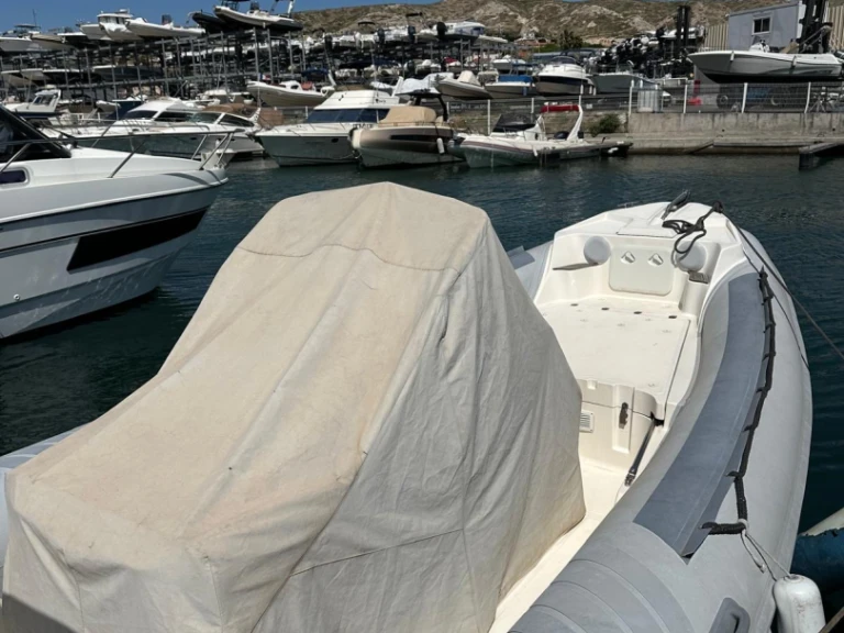 RIB rental in Marseille - Lomac Lomac 790 IN