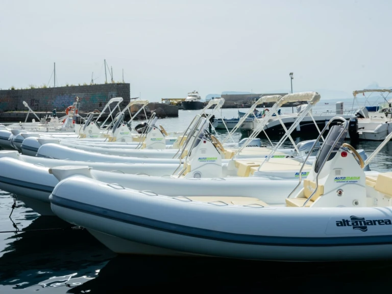 Motorboat rental in Favignana - Altamarea Wave 20
