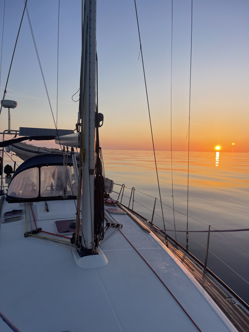 Sailboat rental in Ibiza Town - Jeanneau Sun Odyssey 42i