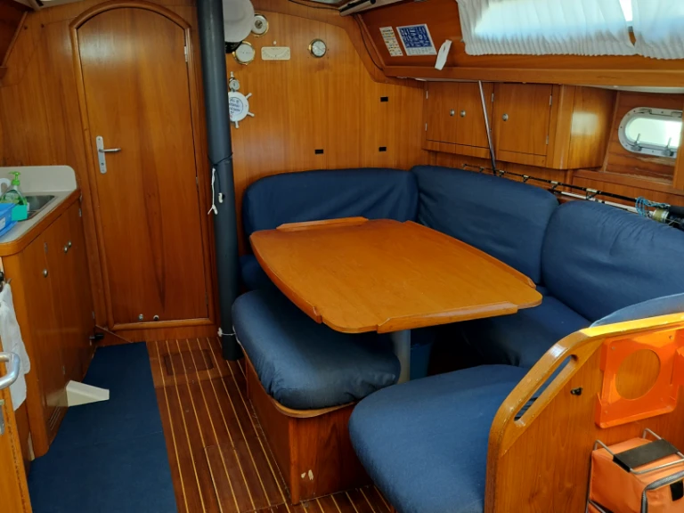Sailboat for rent Santa Maria di Leuca at the best price