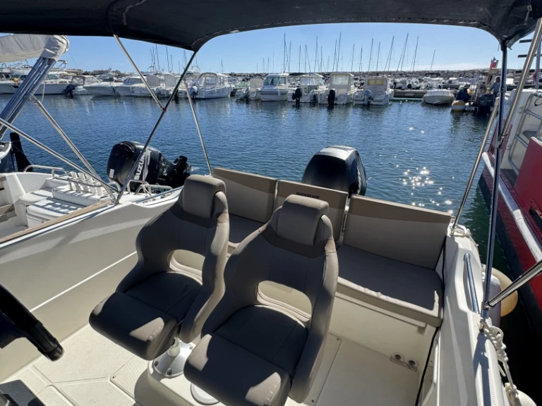 Quicksilver Quicksilver 675 Open Activ charter bareboat or captained in  Six-Fours-les-Plages