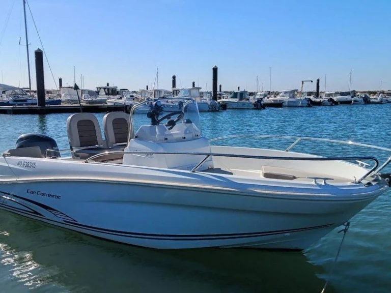 Motorboat for rent L'Épine at the best price
