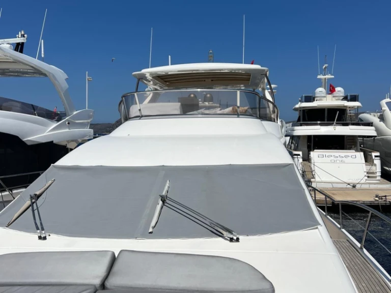 Rent a Azimut Azimut 70 Bodrum