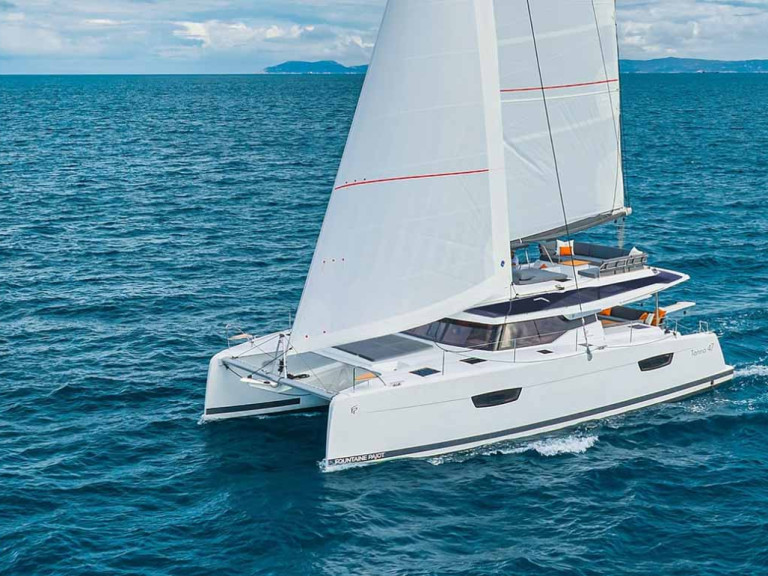 Rent a Fountaine Pajot Tanna 47 Pula