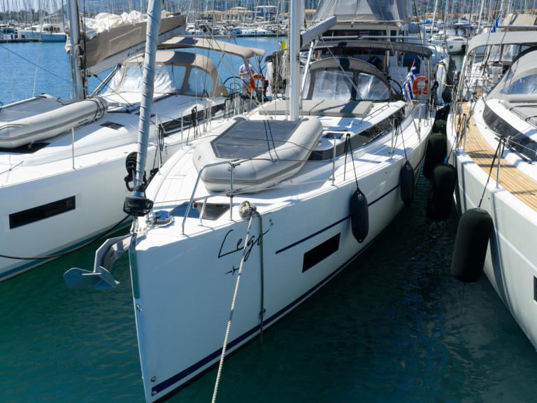 Sailboat rental with or without captain Bavaria Lefkáda