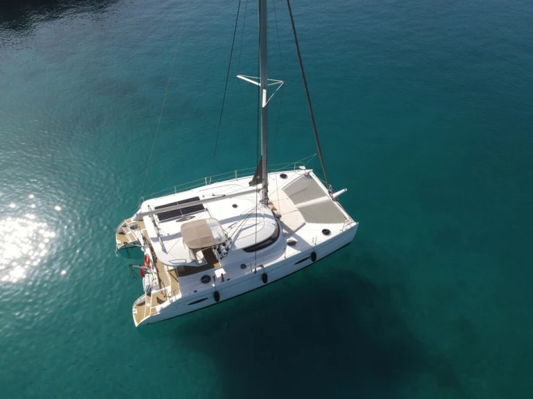 Bareboat Rental Catamaran Fountaine Pajot with a boat licence