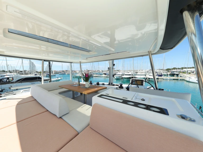 Lagoon Lagoon 55_5 Cabins in Split on SamBoat