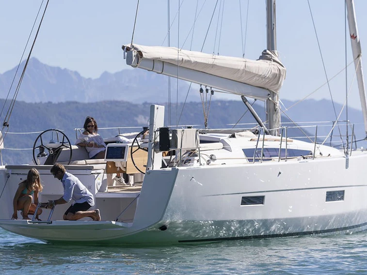 Boat rental Dufour Dufour 430 Grand Large in Paros (Island) on Samboat