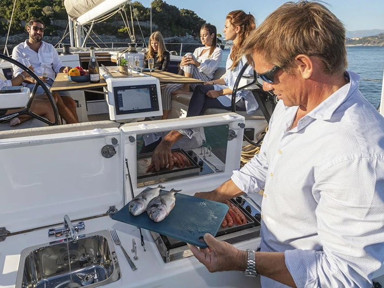 Dufour Dufour 430 Grand Large charter bareboat or captained in  Lávrio