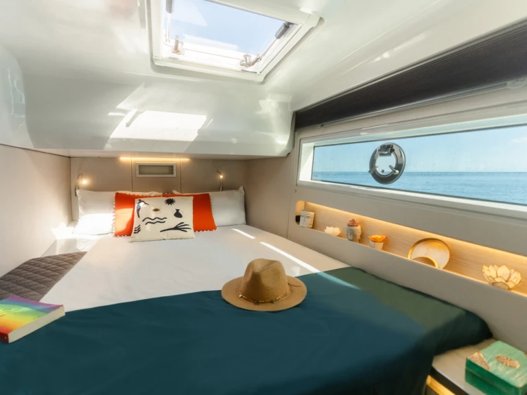 Catamaran rental in La Forêt-Fouesnant - YOT 41