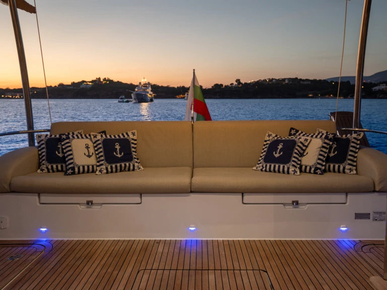 Motorboat rental in Zakynthos - Fountaine Pajot Fountaine Pajot MY6