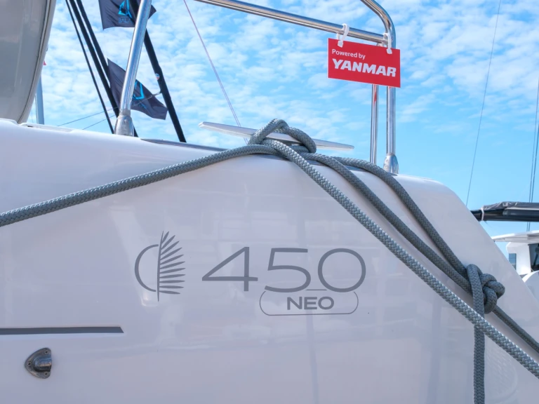 Yacht charter Marseille cheap Lagoon 450 F