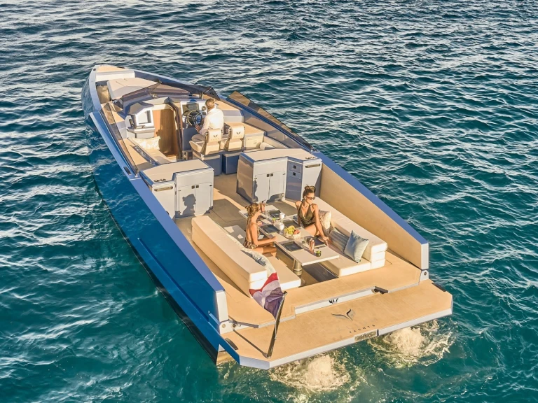 Motorboat rental with or without captain Alium Cannes