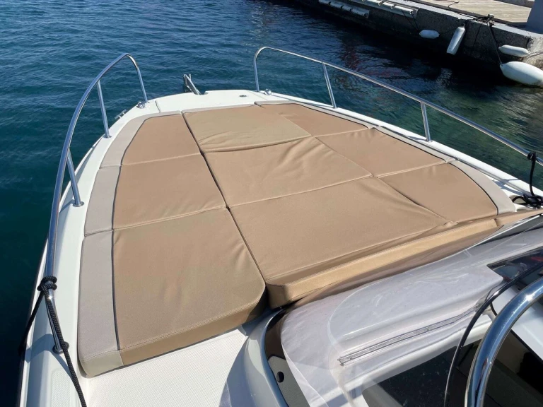 Rent a Quicksilver Activ 755 Sundeck Marina (City)