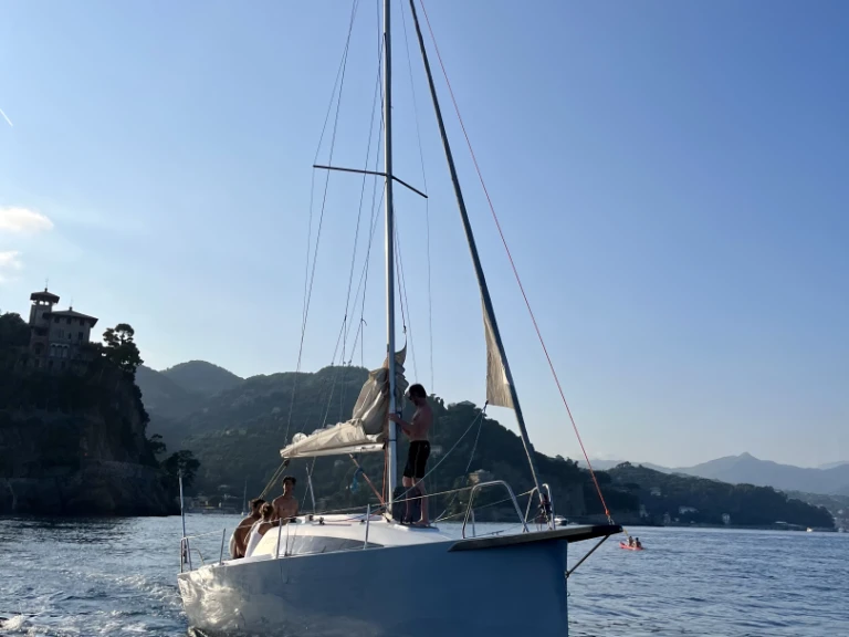 Rent a Viko 22s Rapallo