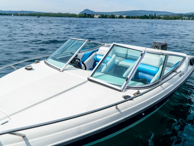 Chaparral 1850 SL in Annecy on SamBoat