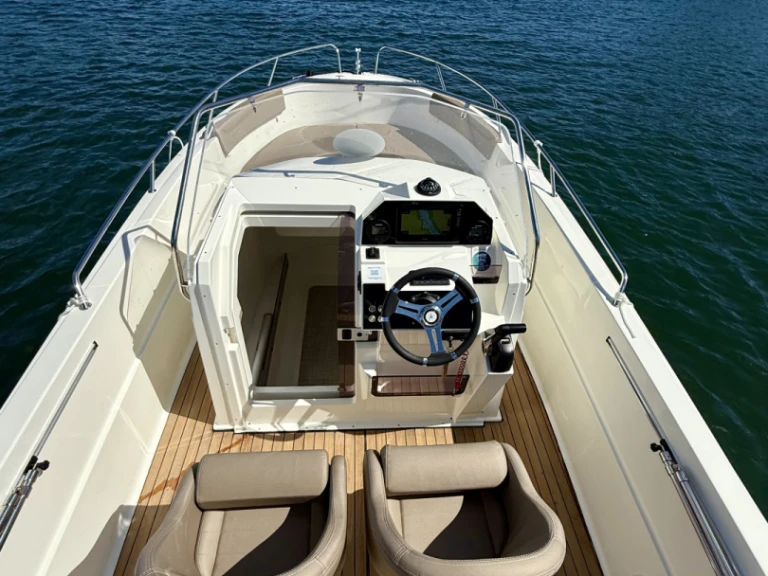 Pacific Craft Pacific Craft 670 Open in Combrit on SamBoat