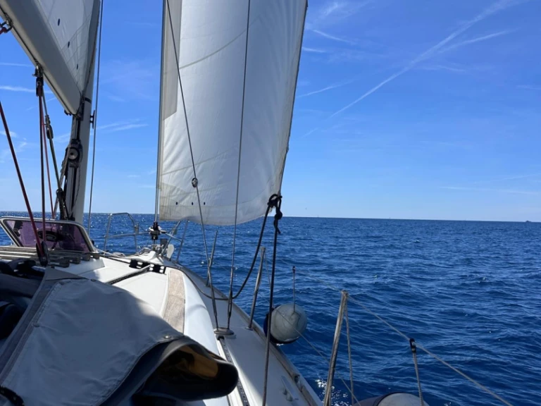 Rent a Jeanneau Sun Odyssey 36 Monaco-Ville