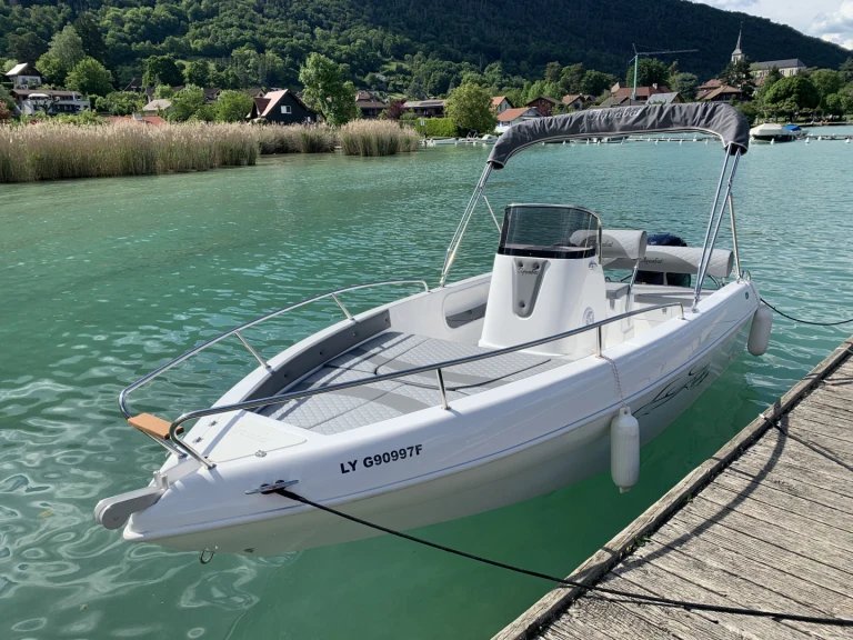 Rent a Aquabat Sport Line 19 Annecy
