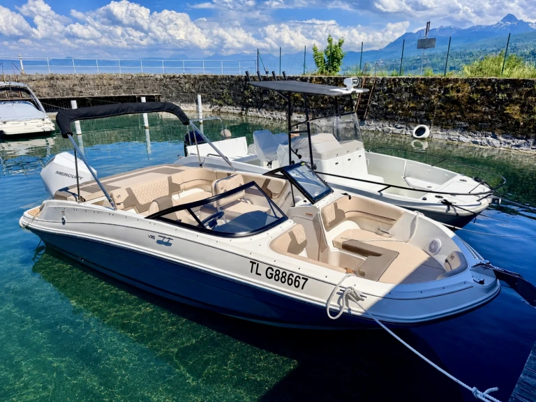 Motorboat rental with or without captain Bayliner France