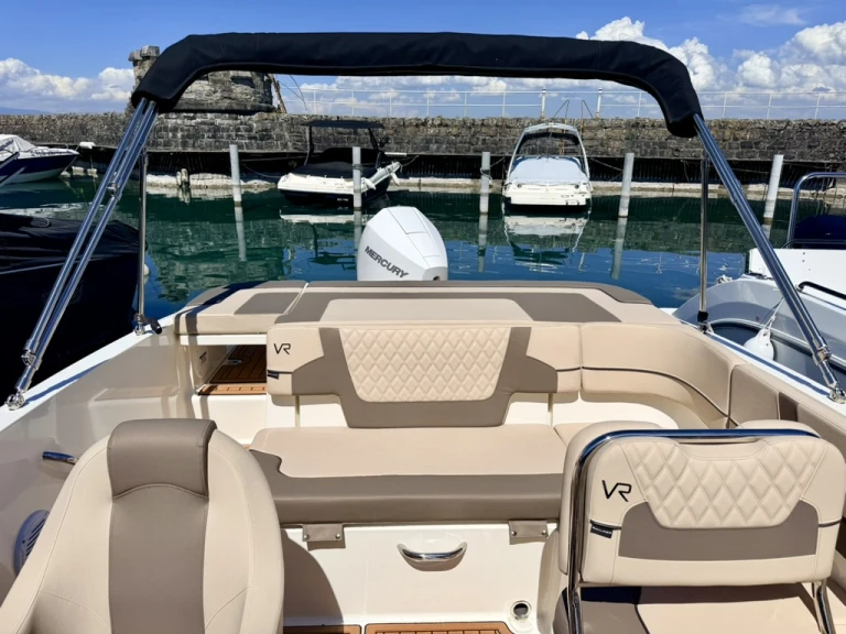 Yacht charter France cheap VR5 OB