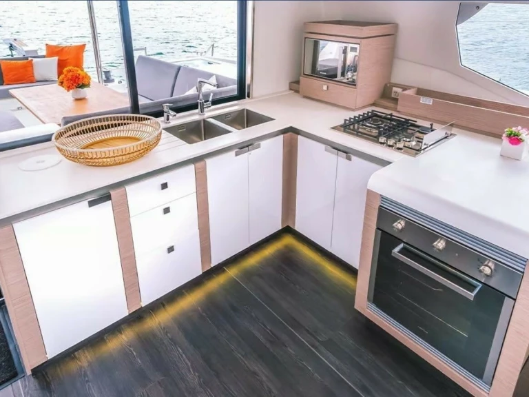 Catamaran rental with or without captain Fountaine Pajot Le Marin