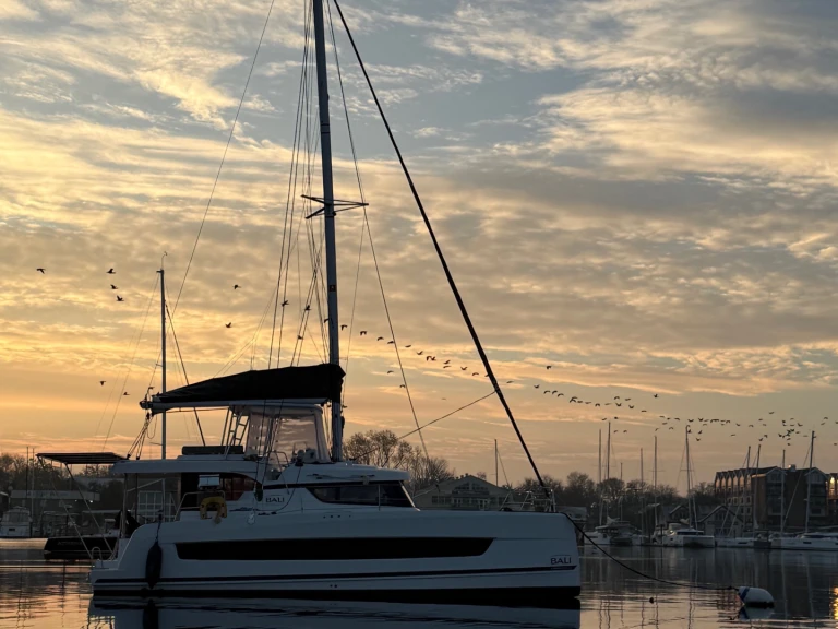 Rent a Bali Bali Catspace Voile Annapolis