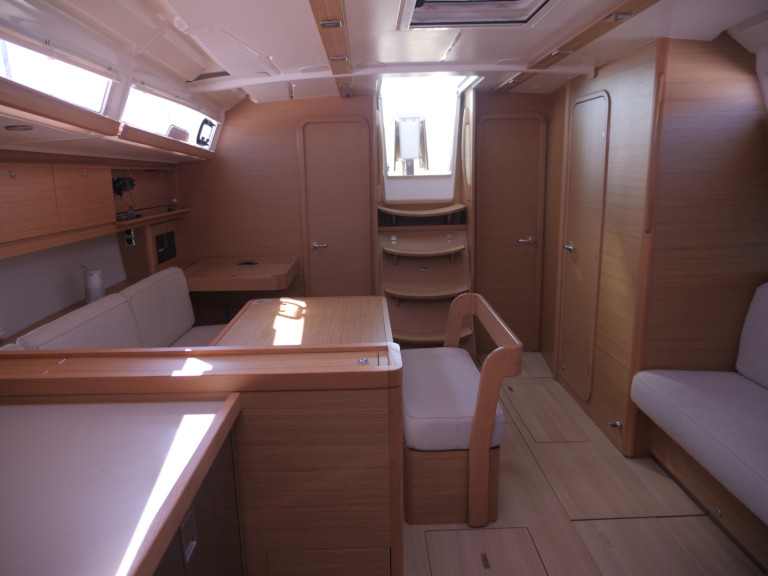 Bareboat Rental Sailboat Dufour with a boat licence