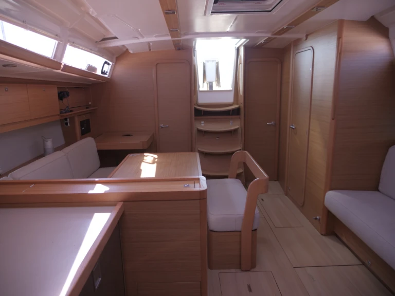 Bareboat Rental Sailboat Dufour with a boat licence