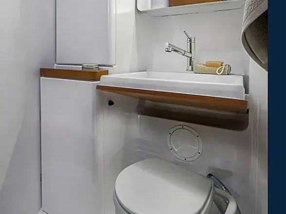 Yacht charter Alimos cheap First 36